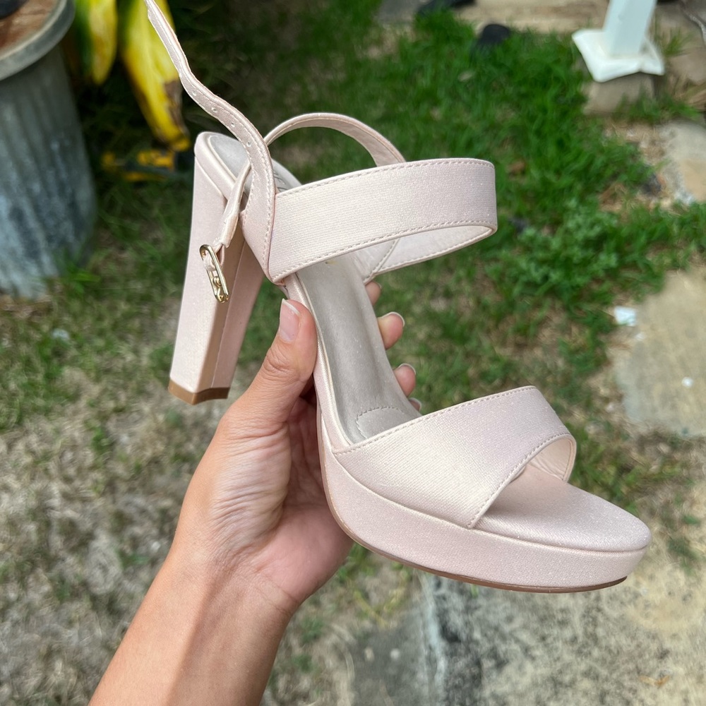 De blossom Marley platform heels W6.5